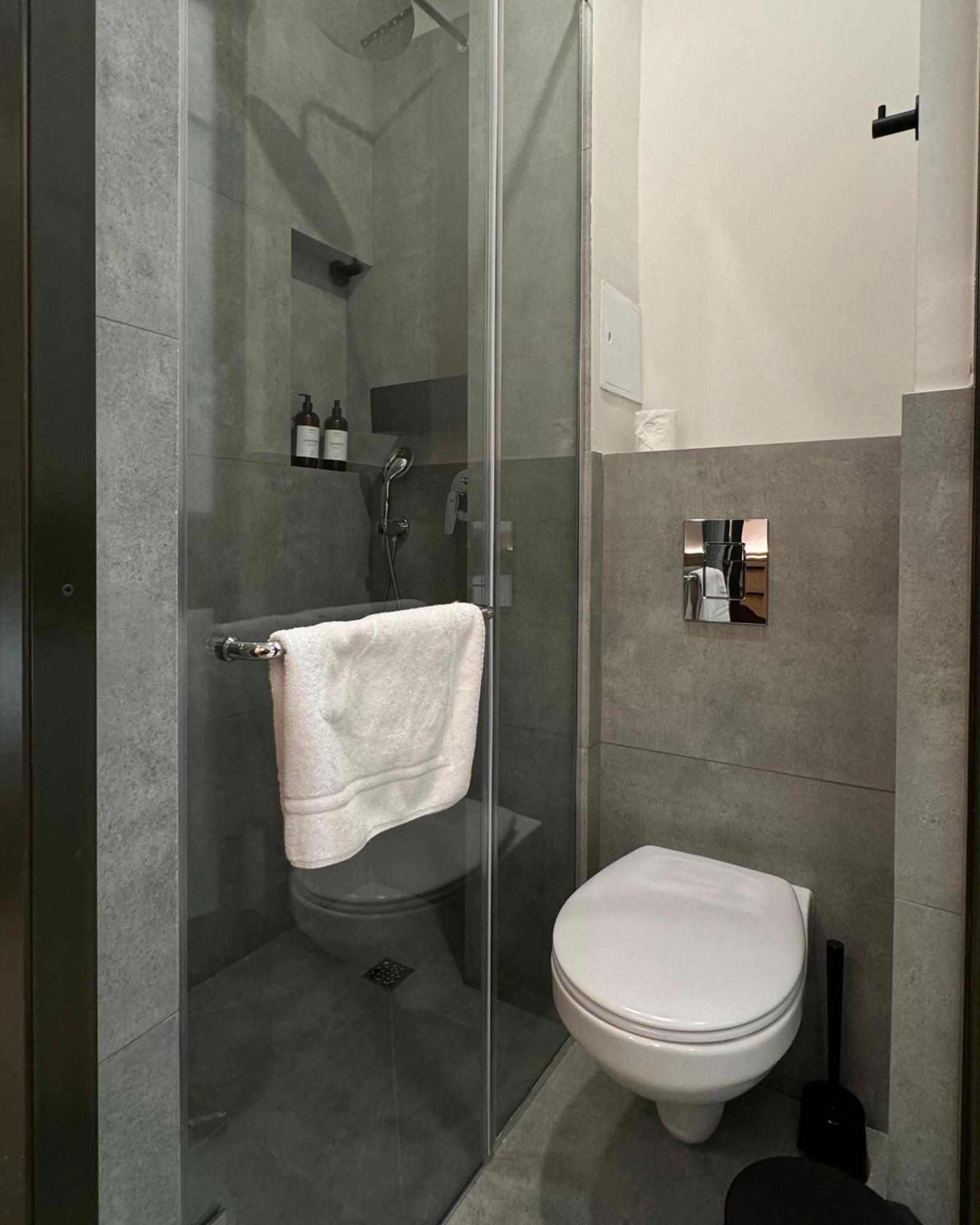 Mosh Mosh Boutique Hotel Almati Kültér fotó