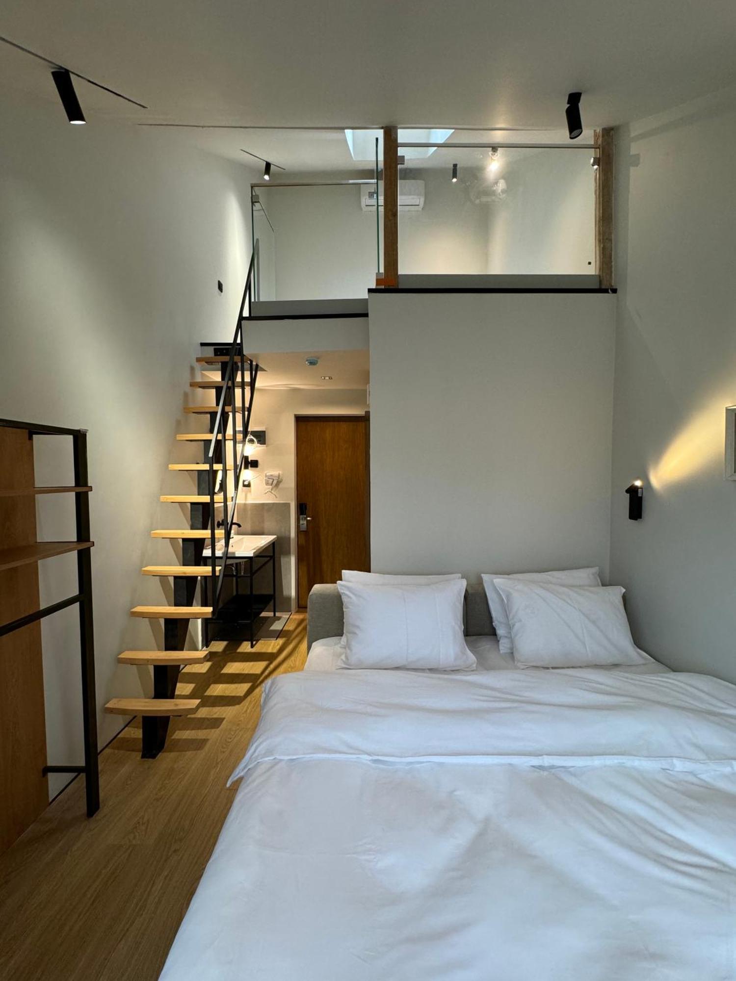 Mosh Mosh Boutique Hotel Almati Kültér fotó